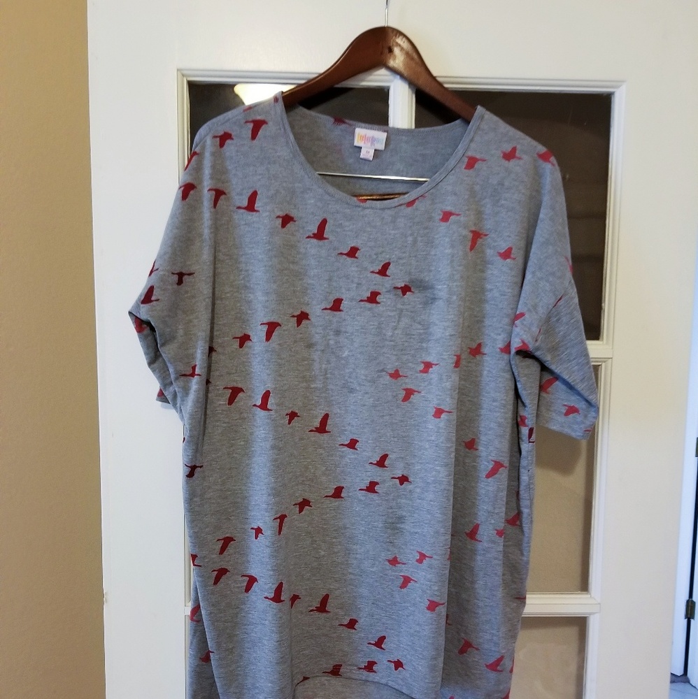 Lularoe Isla with bird print
